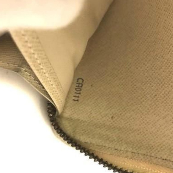 Louis Vuitton Damier Azur Zippy Wallet Canvas PreOwned in Fair Condition - Picture 9 of 14